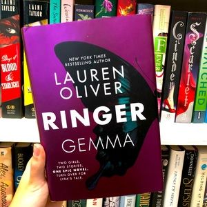 Ringer by Lauren Oliver YA Teen Book